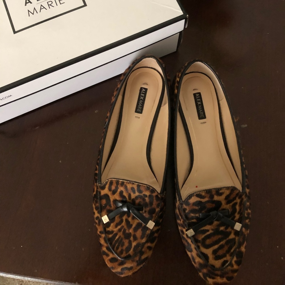 Alex Marie Leopard print shoes 7.5